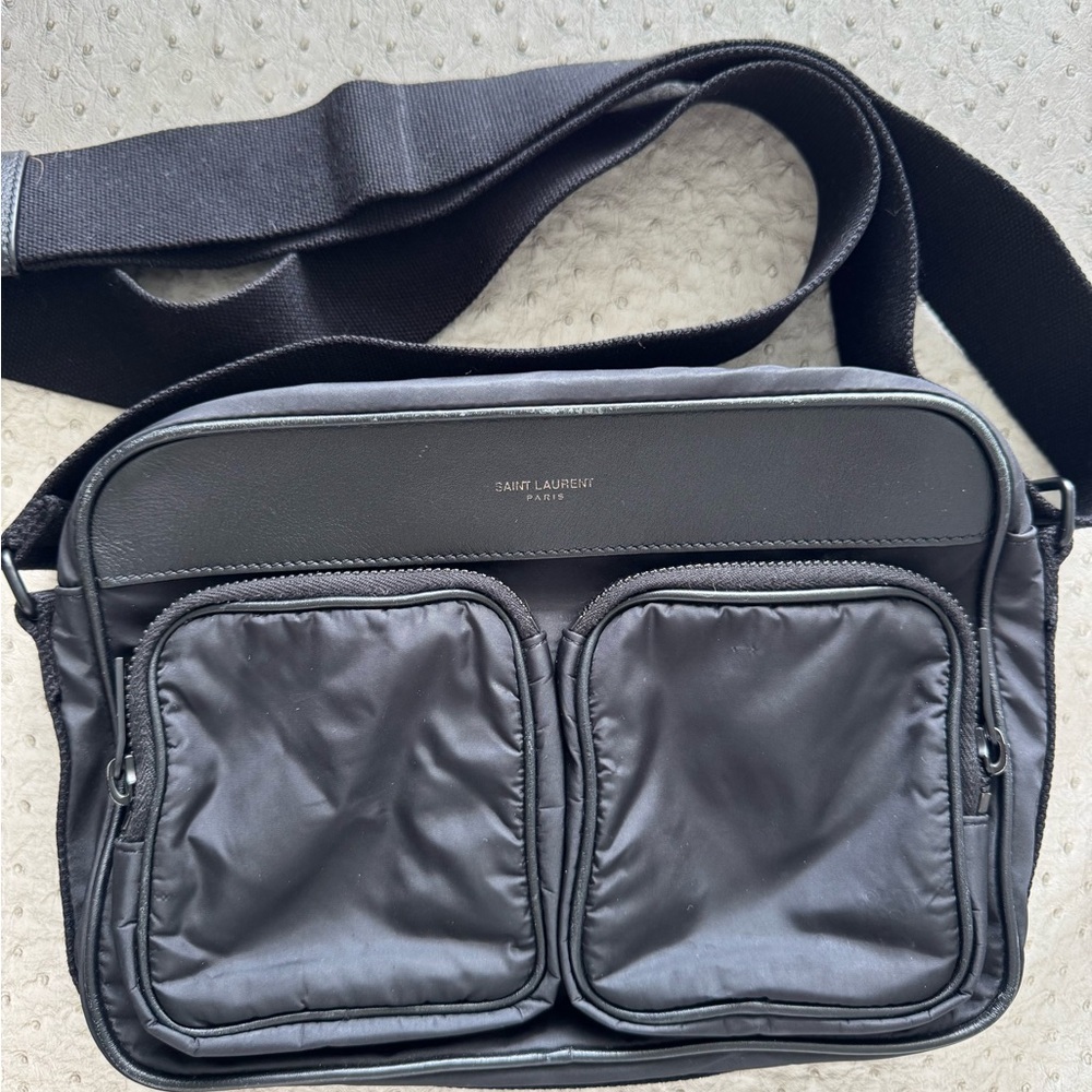 VGUC CITY CAMERA BAG REGENERATED NYLON Saint Laurent Black Messenger Bag
